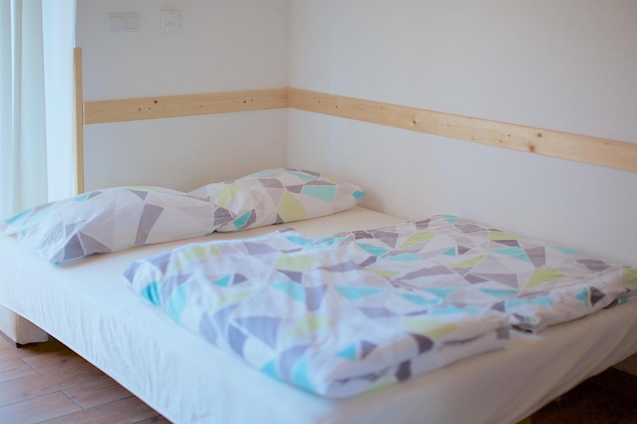 Tourist Farm Apartments Lovrec Jirsovci Eksteriør billede